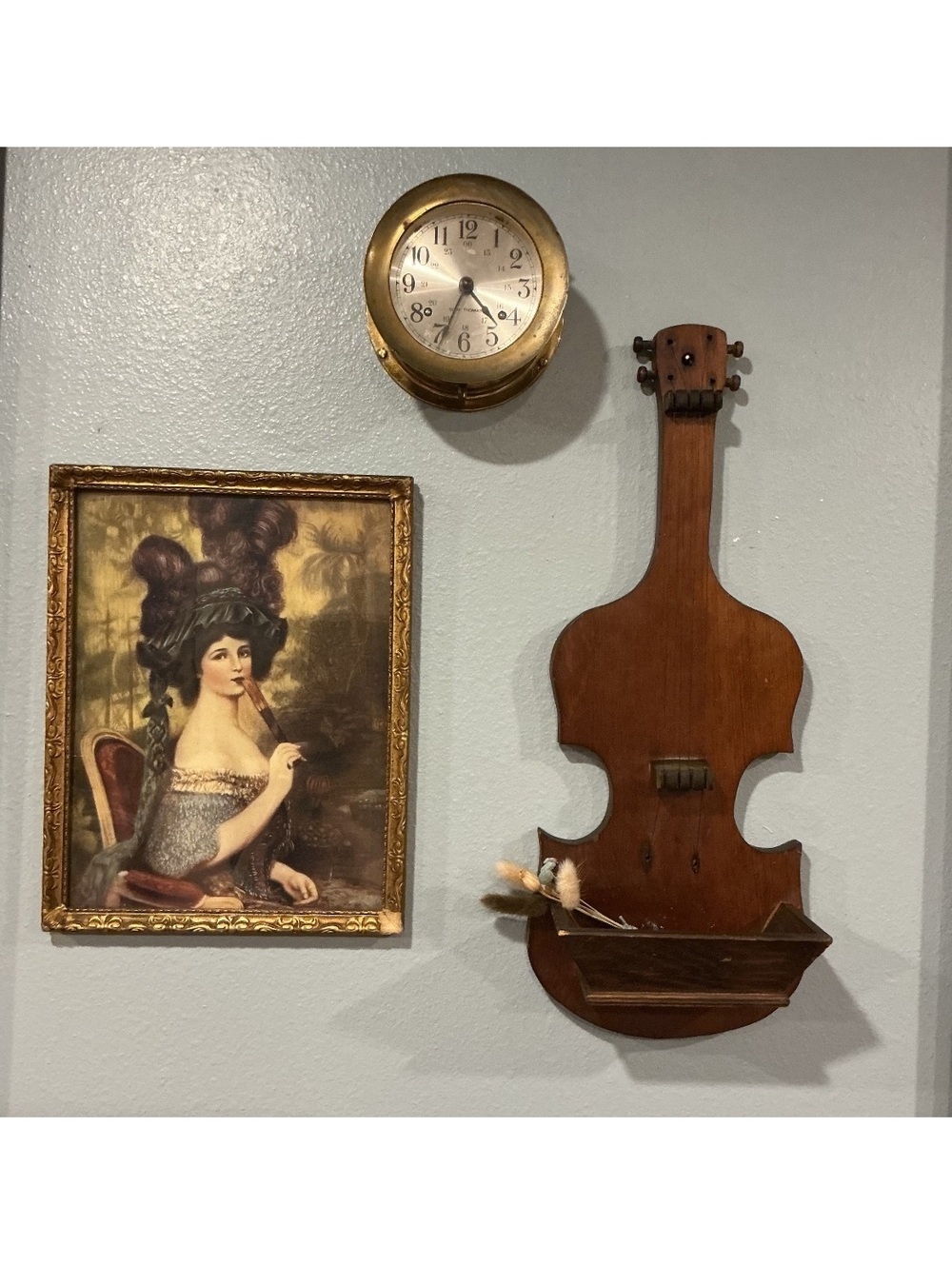 Vintage Wooden Violin Wall Shelf, Rustic Music Room Decor, Musician Gift